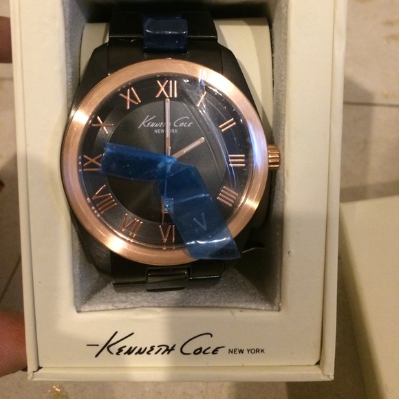 Kenneth Cole Men’s Watch - Picture 2 of 2